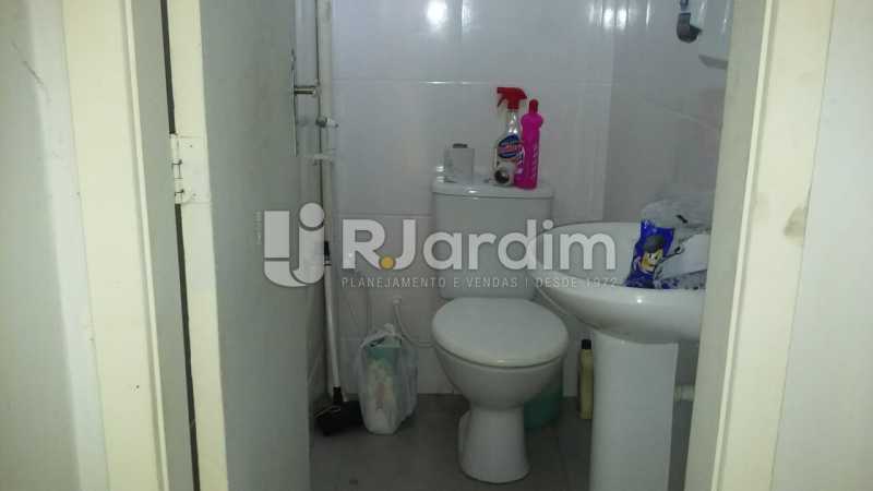 Conheça banheiro do imóvel - Loja PARA ALUGAR, Copacabana, Rio de Janeiro, RJ - LALJ00111 - 10 banheiro - Loja PARA ALUGAR, Copacabana, Rio de Janeiro, RJ - LALJ00111 - 10