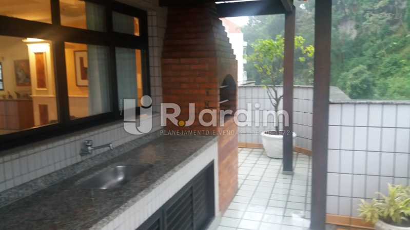 Conheça Churrasqueira do imóvel - Cobertura À VENDA, Lagoa, Rio de Janeiro, RJ - LACO40157 - 7 Churrasqueira - Cobertura À VENDA, Lagoa, Rio de Janeiro, RJ - LACO40157 - 7