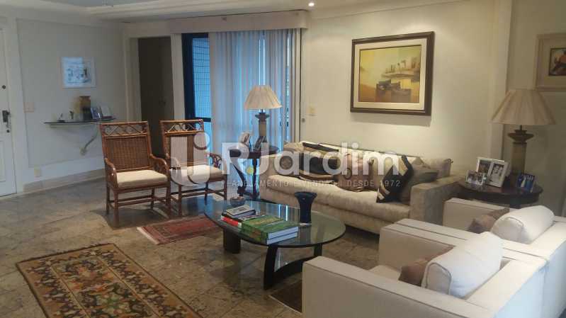 Conheça Sala 1ºpiso do imóvel - Cobertura À VENDA, Lagoa, Rio de Janeiro, RJ - LACO40157 - 4 Sala 1ºpiso - Cobertura À VENDA, Lagoa, Rio de Janeiro, RJ - LACO40157 - 4