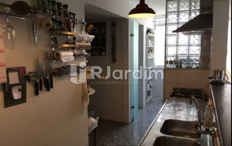 Conheça cozinha do imóvel - Cobertura À VENDA, Laranjeiras, Rio de Janeiro, RJ - LACO30241 - 17 cozinha - Cobertura À VENDA, Laranjeiras, Rio de Janeiro, RJ - LACO30241 - 17