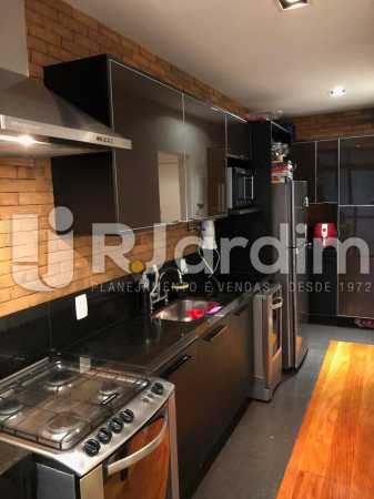 Conheça cozinha do imóvel - Compra Venda Avaliação Imóveis Apartamento Lagoa 1 Quarto - LAAP10295 - 13 cozinha - Compra Venda Avaliação Imóveis Apartamento Lagoa 1 Quarto - LAAP10295 - 13