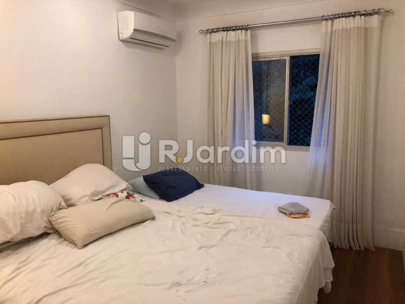Conheça suíte do imóvel - Compra Venda Avaliação Imóveis Apartamento Lagoa 1 Quarto - LAAP10295 - 10 suíte - Compra Venda Avaliação Imóveis Apartamento Lagoa 1 Quarto - LAAP10295 - 10