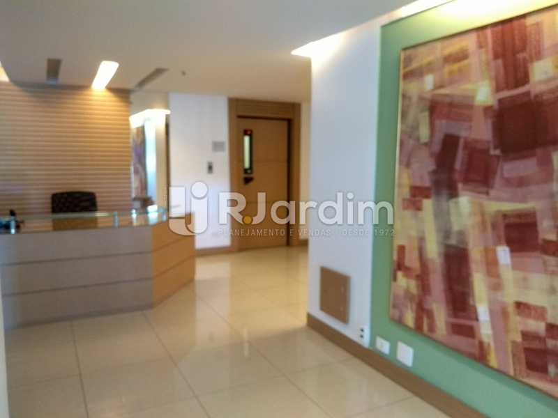 Conheça portaria do imóvel - Compra Venda Avaliação Imóveis Apartamento Lagoa 1 Quarto - LAAP10295 - 20 portaria - Compra Venda Avaliação Imóveis Apartamento Lagoa 1 Quarto - LAAP10295 - 20