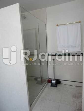 Conheça banheiro do imóvel - Compra Venda Avaliação Imóveis Centro Andar Comercial - LAAN00030 - 30 banheiro - Compra Venda Avaliação Imóveis Centro Andar Comercial - LAAN00030 - 30
