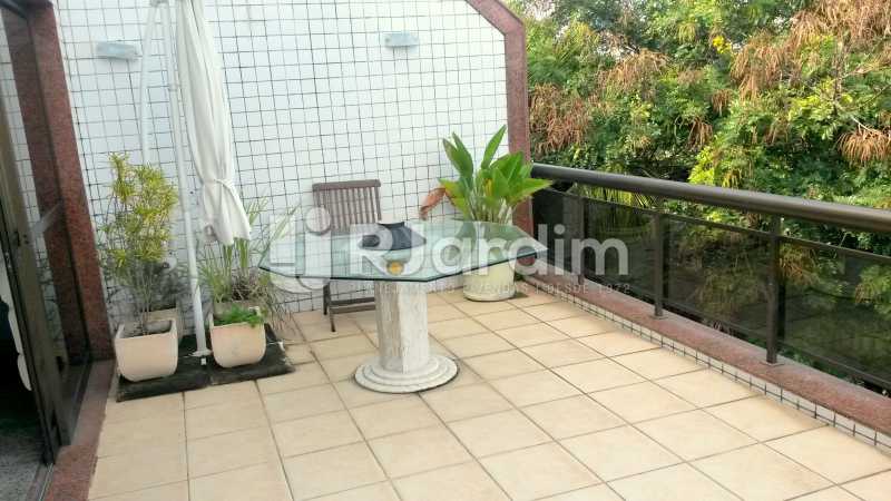 Conheça VARANDA do imóvel - Cobertura À VENDA, Barra da Tijuca, Rio de Janeiro, RJ - LACO50031 - 7 VARANDA - Cobertura À VENDA, Barra da Tijuca, Rio de Janeiro, RJ - LACO50031 - 7