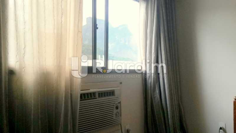 Conheça SUÍTE do imóvel - Cobertura À VENDA, Barra da Tijuca, Rio de Janeiro, RJ - LACO50031 - 15 SUÍTE - Cobertura À VENDA, Barra da Tijuca, Rio de Janeiro, RJ - LACO50031 - 15