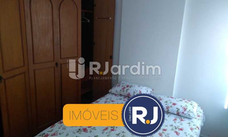 Conheça Quarto 2 do imóvel - Compra Venda Avaliação Imóveis Apartamento Copacabana 3 Quartos - LAAP31762 - 12 Quarto 2 - Compra Venda Avaliação Imóveis Apartamento Copacabana 3 Quartos - LAAP31762 - 12