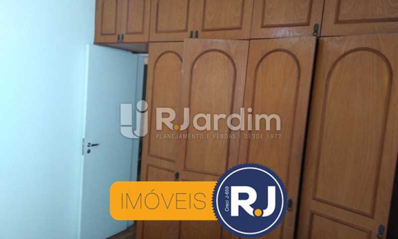 Conheça Quarto 2 do imóvel - Compra Venda Avaliação Imóveis Apartamento Copacabana 3 Quartos - LAAP31762 - 13 Quarto 2 - Compra Venda Avaliação Imóveis Apartamento Copacabana 3 Quartos - LAAP31762 - 13