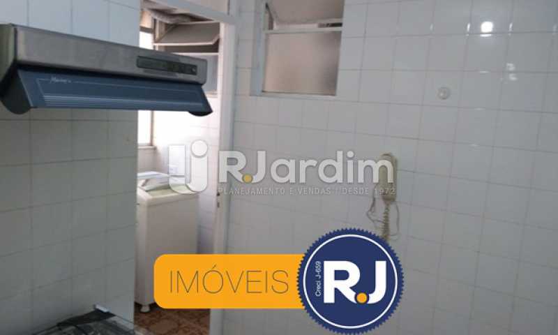 Conheça Cozinha do imóvel - Compra Venda Avaliação Imóveis Apartamento Copacabana 3 Quartos - LAAP31762 - 26 Cozinha - Compra Venda Avaliação Imóveis Apartamento Copacabana 3 Quartos - LAAP31762 - 26
