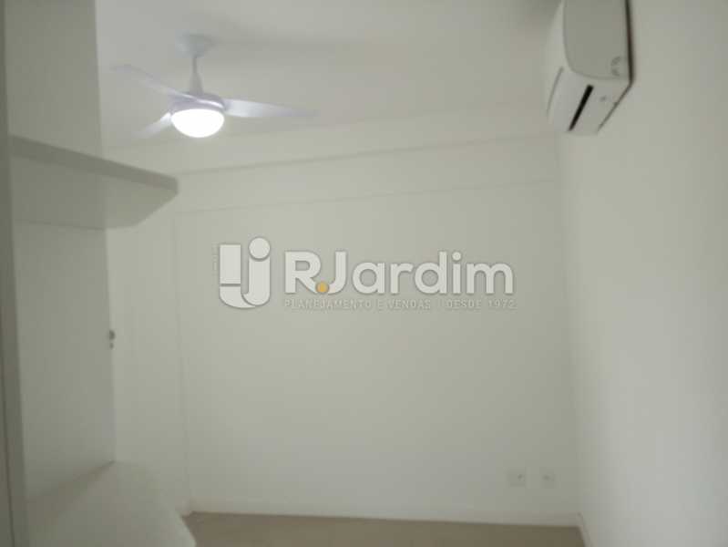 Conheça A SUITE do imóvel - Compra Venda Avaliação Imóveis Apartamento Botafogo 3 Quartos - LAAP31766 - 6 A SUITE - Compra Venda Avaliação Imóveis Apartamento Botafogo 3 Quartos - LAAP31766 - 6