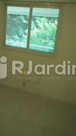 Conheça A QTO SUITE do imóvel - Imóveis Aluguel Apartamento Jardim Botânico 2 Quartos - LAAP21253 - 7 A QTO SUITE - Imóveis Aluguel Apartamento Jardim Botânico 2 Quartos - LAAP21253 - 7