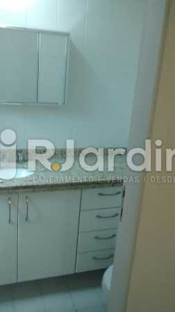 Conheça A BANH SUITE do imóvel - Imóveis Aluguel Apartamento Jardim Botânico 2 Quartos - LAAP21253 - 9 A BANH SUITE - Imóveis Aluguel Apartamento Jardim Botânico 2 Quartos - LAAP21253 - 9
