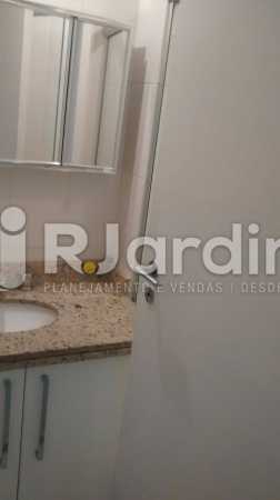 Conheça A BANH SOCIAL do imóvel - Imóveis Aluguel Apartamento Jardim Botânico 2 Quartos - LAAP21253 - 10 A BANH SOCIAL - Imóveis Aluguel Apartamento Jardim Botânico 2 Quartos - LAAP21253 - 10