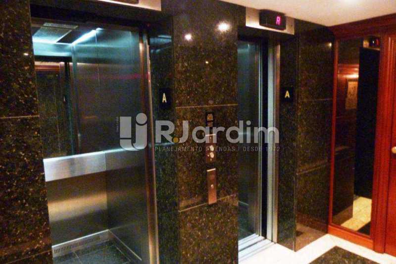 Conheça Elevadores do imóvel - imóveis Aluguel Sala Comercial Leblon - LASL00164 - 21 Elevadores - imóveis Aluguel Sala Comercial Leblon - LASL00164 - 21