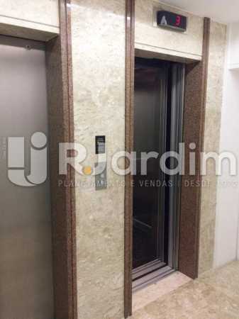 Conheça Elevadores do imóvel - imóveis Aluguel Sala Comercial Leblon - LASL00164 - 23 Elevadores - imóveis Aluguel Sala Comercial Leblon - LASL00164 - 23