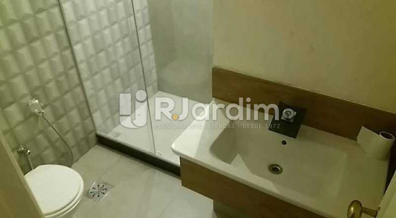 Conheça Banho - Suite 5 do imóvel - Compra Venda Avaliação Imóveis Apartamento Ipanema 4 Quartos - LAAP40681 - 16 Banho - Suite 5 - Compra Venda Avaliação Imóveis Apartamento Ipanema 4 Quartos - LAAP40681 - 16