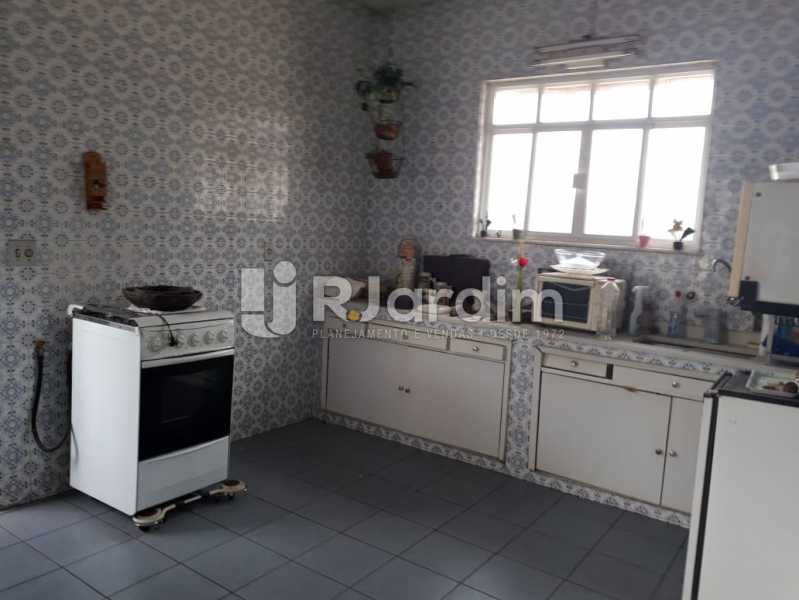 Conheça cozinha do imóvel - Compra Venda Avaliação Imóveis Cobertura Jardim Botânico 4 Quartos - LACO40158 - 19 cozinha - Compra Venda Avaliação Imóveis Cobertura Jardim Botânico 4 Quartos - LACO40158 - 19