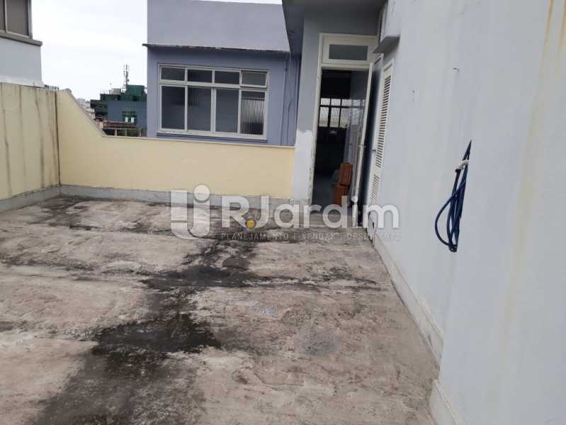 Conheça terraço/fundos do imóvel - Compra Venda Avaliação Imóveis Cobertura Jardim Botânico 4 Quartos - LACO40158 - 22 terraço/fundos - Compra Venda Avaliação Imóveis Cobertura Jardim Botânico 4 Quartos - LACO40158 - 22