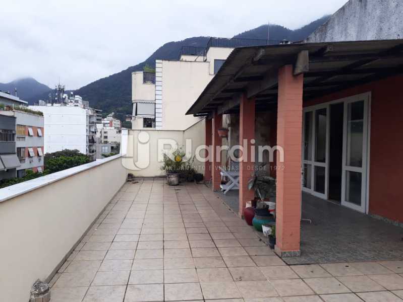 Conheça terraço / frente do imóvel - Compra Venda Avaliação Imóveis Cobertura Jardim Botânico 4 Quartos - LACO40158 - 1 terraço / frente - Compra Venda Avaliação Imóveis Cobertura Jardim Botânico 4 Quartos - LACO40158 - 1