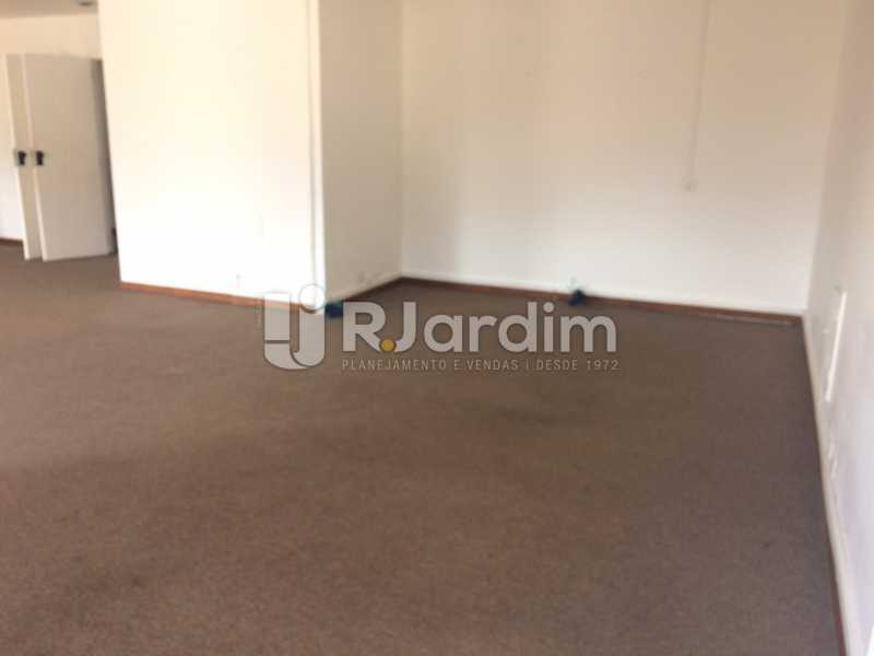 Conheça Salão do imóvel - Sala Comercial Botafogo, Zona Sul,Rio de Janeiro, RJ Para Alugar, 110m² - LASL00165 - 5 Salão - Sala Comercial Botafogo, Zona Sul,Rio de Janeiro, RJ Para Alugar, 110m² - LASL00165 - 5