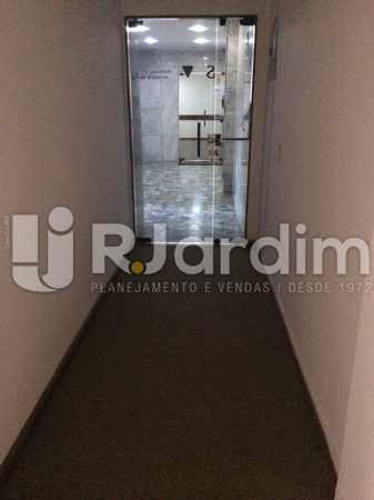 Conheça Visão interna do acesso do imóvel - Sala Comercial Botafogo, Zona Sul,Rio de Janeiro, RJ Para Alugar, 110m² - LASL00165 - 17 Visão interna do acesso - Sala Comercial Botafogo, Zona Sul,Rio de Janeiro, RJ Para Alugar, 110m² - LASL00165 - 17