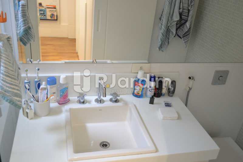 Conheça Banheiro Social do imóvel - Apartamento À Venda Rua General Venâncio Flores,Leblon, Zona Sul,Rio de Janeiro - R$ 3.650.000 - LAAP31774 - 24 Banheiro Social - Apartamento À Venda Rua General Venâncio Flores,Leblon, Zona Sul,Rio de Janeiro - R$ 3.650.000 - LAAP31774 - 24