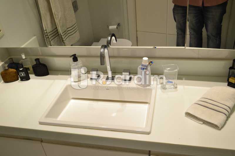 Conheça Banheiro Social do imóvel - Apartamento À Venda Rua General Venâncio Flores,Leblon, Zona Sul,Rio de Janeiro - R$ 3.650.000 - LAAP31774 - 25 Banheiro Social - Apartamento À Venda Rua General Venâncio Flores,Leblon, Zona Sul,Rio de Janeiro - R$ 3.650.000 - LAAP31774 - 25