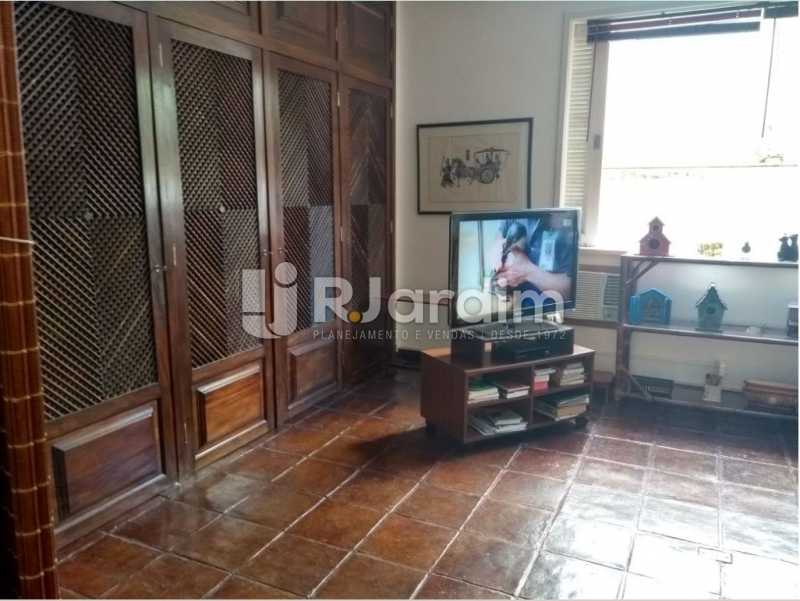 Conheça sala de TV do imóvel - Casa Rua Golf Club,São Conrado, Zona Sul,Rio de Janeiro, RJ À Venda, 5 Quartos, 489m² - LACA50023 - 10 sala de TV - Casa Rua Golf Club,São Conrado, Zona Sul,Rio de Janeiro, RJ À Venda, 5 Quartos, 489m² - LACA50023 - 10