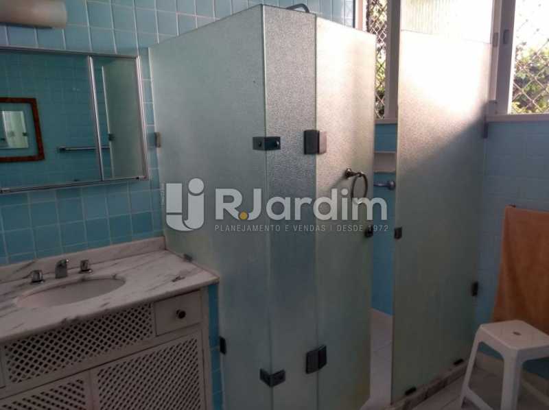 Conheça banheiro da suíte do imóvel - Casa Rua Golf Club,São Conrado, Zona Sul,Rio de Janeiro, RJ À Venda, 5 Quartos, 489m² - LACA50023 - 21 banheiro da suíte - Casa Rua Golf Club,São Conrado, Zona Sul,Rio de Janeiro, RJ À Venda, 5 Quartos, 489m² - LACA50023 - 21