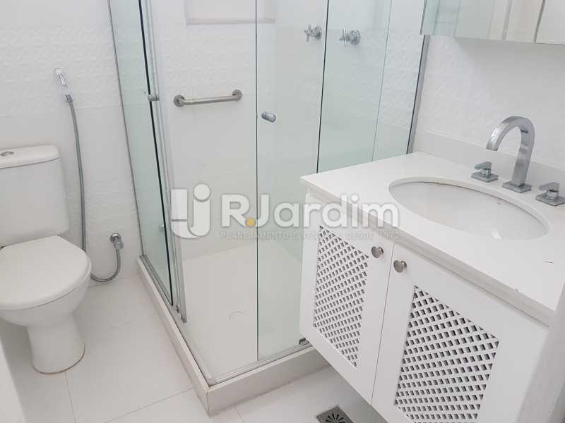 Conheça BANHEIRO SOCIAL do imóvel - Cobertura 3 quartos à venda Ipanema, Zona Sul,Rio de Janeiro - R$ 4.945.000 - LACO30244 - 22 BANHEIRO SOCIAL - Cobertura 3 quartos à venda Ipanema, Zona Sul,Rio de Janeiro - R$ 4.945.000 - LACO30244 - 22