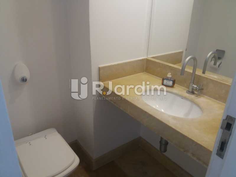 Conheça Lavabo do imóvel - Apartamento À VENDA, Ipanema, Rio de Janeiro, RJ - LAAP40687 - 7 Lavabo - Apartamento À VENDA, Ipanema, Rio de Janeiro, RJ - LAAP40687 - 7