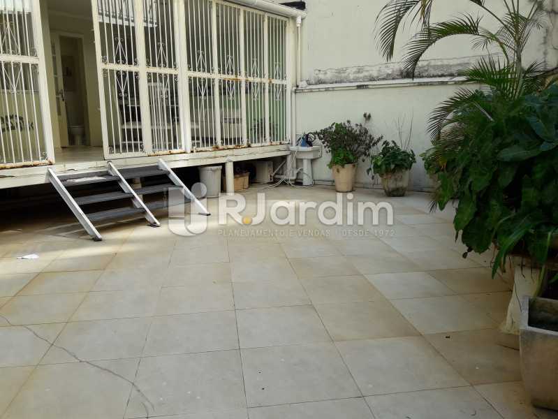 Conheça Acesso area privativa do imóvel - Compra Venda Avaliação Imóveis Apartamento Copacabana 3 Quartos - LAAP31784 - 13 Acesso area privativa - Compra Venda Avaliação Imóveis Apartamento Copacabana 3 Quartos - LAAP31784 - 13