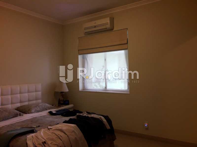 Conheça Quarto do imóvel - Compra Venda Avaliação Imóveis Apartamento Copacabana 3 Quartos - LAAP31784 - 16 Quarto - Compra Venda Avaliação Imóveis Apartamento Copacabana 3 Quartos - LAAP31784 - 16