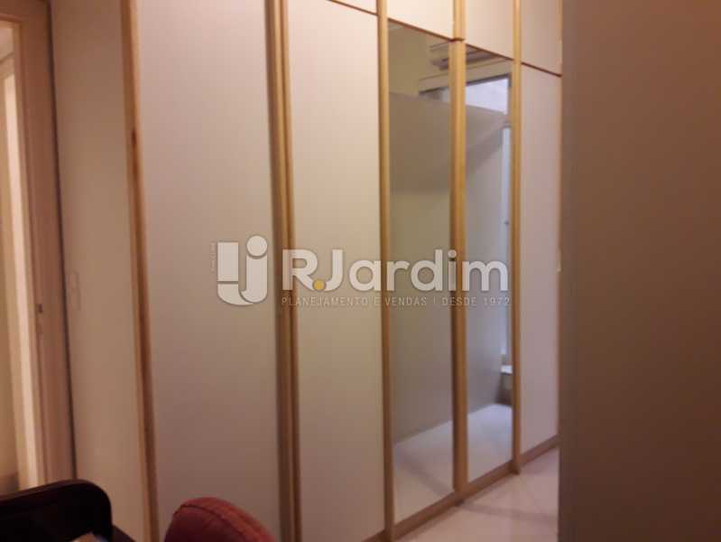 Conheça Closet do imóvel - Compra Venda Avaliação Imóveis Apartamento Copacabana 3 Quartos - LAAP31784 - 19 Closet - Compra Venda Avaliação Imóveis Apartamento Copacabana 3 Quartos - LAAP31784 - 19