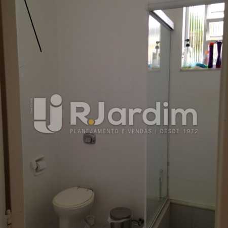 Conheça Banheiro do imóvel - Compra Venda Avaliação Imóveis Apartamento Jardim Botânico 2 Quartos - LAAP21280 - 10 Banheiro - Compra Venda Avaliação Imóveis Apartamento Jardim Botânico 2 Quartos - LAAP21280 - 10