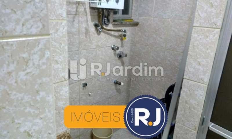 Conheça banheiro do imóvel - Apartamento à venda Rua Figueiredo Magalhães,Copacabana, Zona Sul,Rio de Janeiro - R$ 550.000 - LAAP10304 - 19 banheiro - Apartamento à venda Rua Figueiredo Magalhães,Copacabana, Zona Sul,Rio de Janeiro - R$ 550.000 - LAAP10304 - 19