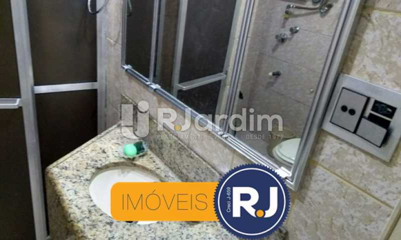 Conheça bancada do banheiro do imóvel - Apartamento à venda Rua Figueiredo Magalhães,Copacabana, Zona Sul,Rio de Janeiro - R$ 550.000 - LAAP10304 - 20 bancada do banheiro - Apartamento à venda Rua Figueiredo Magalhães,Copacabana, Zona Sul,Rio de Janeiro - R$ 550.000 - LAAP10304 - 20
