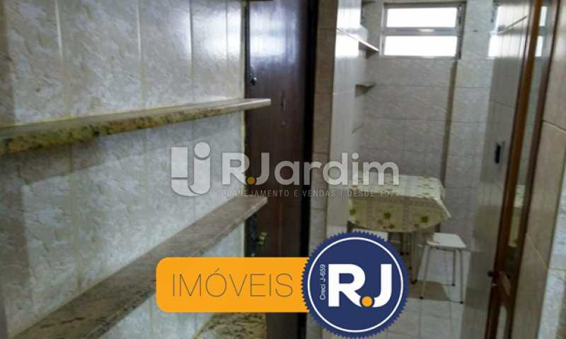 Conheça cozinha do imóvel - Apartamento à venda Rua Figueiredo Magalhães,Copacabana, Zona Sul,Rio de Janeiro - R$ 550.000 - LAAP10304 - 22 cozinha - Apartamento à venda Rua Figueiredo Magalhães,Copacabana, Zona Sul,Rio de Janeiro - R$ 550.000 - LAAP10304 - 22