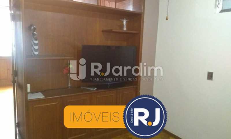 Conheça estante da sala do imóvel - Apartamento à venda Rua Figueiredo Magalhães,Copacabana, Zona Sul,Rio de Janeiro - R$ 550.000 - LAAP10304 - 6 estante da sala - Apartamento à venda Rua Figueiredo Magalhães,Copacabana, Zona Sul,Rio de Janeiro - R$ 550.000 - LAAP10304 - 6