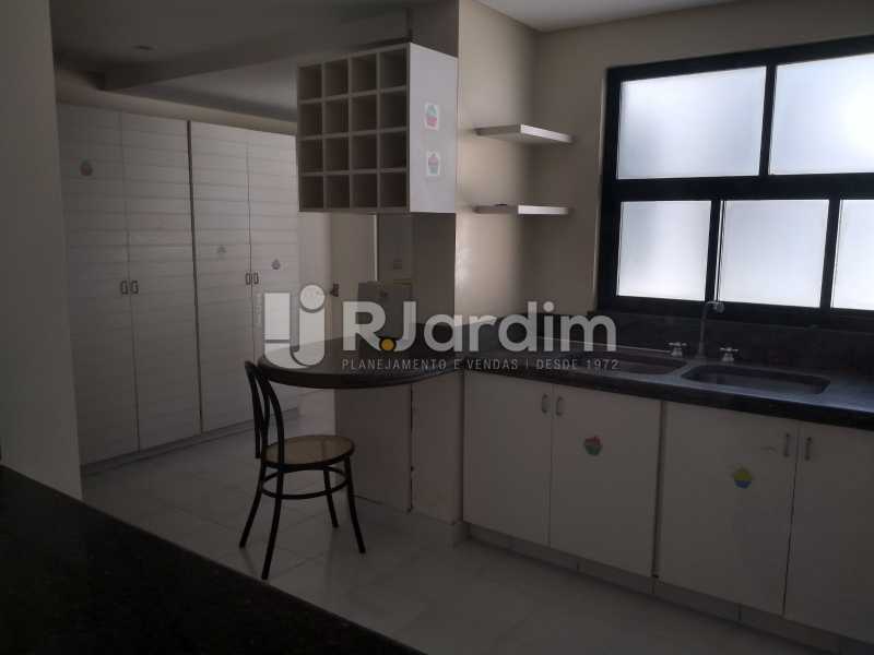 Conheça cozinha do imóvel - Cobertura Rua Aperana,Leblon, Zona Sul,Rio de Janeiro, RJ À Venda, 4 Quartos, 341m² - LACO40159 - 23 cozinha - Cobertura Rua Aperana,Leblon, Zona Sul,Rio de Janeiro, RJ À Venda, 4 Quartos, 341m² - LACO40159 - 23