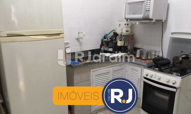 Conheça cozinha do imóvel - Apartamento Rua Raul Pompéia,Copacabana, Zona Sul,Rio de Janeiro, RJ À Venda, 2 Quartos, 74m² - LAAP21267 - 20 cozinha - Apartamento Rua Raul Pompéia,Copacabana, Zona Sul,Rio de Janeiro, RJ À Venda, 2 Quartos, 74m² - LAAP21267 - 20