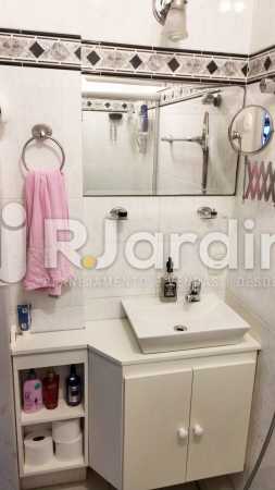 Conheça Banheiro social do imóvel - Compra Venda Avaliação Imóveis Apartamento Ipanema 3 Quartos - LAAP31788 - 8 Banheiro social - Compra Venda Avaliação Imóveis Apartamento Ipanema 3 Quartos - LAAP31788 - 8