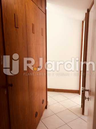 Conheça Armário no corredor do imóvel - Apartamento PARA ALUGAR, Copacabana, Rio de Janeiro, RJ - LAAP40697 - 5 Armário no corredor - Apartamento PARA ALUGAR, Copacabana, Rio de Janeiro, RJ - LAAP40697 - 5