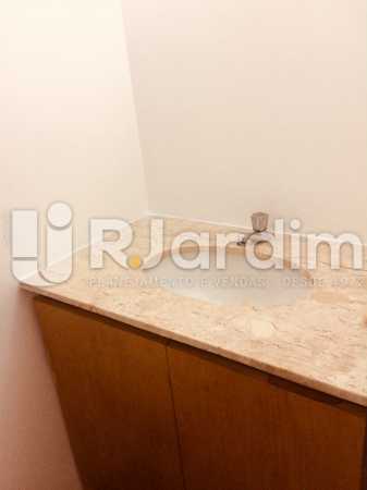 Conheça Lavabo do imóvel - Apartamento PARA ALUGAR, Copacabana, Rio de Janeiro, RJ - LAAP40697 - 6 Lavabo - Apartamento PARA ALUGAR, Copacabana, Rio de Janeiro, RJ - LAAP40697 - 6