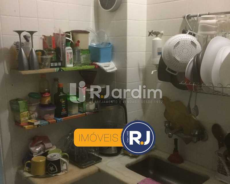 Conheça Cozinha do imóvel - Compra Venda Avaliação Imóveis Kitnet/Conjugado Leme - LAKI10027 - 11 Cozinha - Compra Venda Avaliação Imóveis Kitnet/Conjugado Leme - LAKI10027 - 11