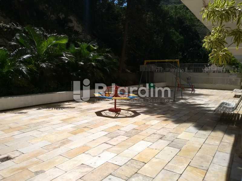 Conheça play/piscinas do imóvel - Apartamento À Venda - Lagoa - Rio de Janeiro - RJ - LAAP21286 - 26 play/piscinas - Apartamento À Venda - Lagoa - Rio de Janeiro - RJ - LAAP21286 - 26