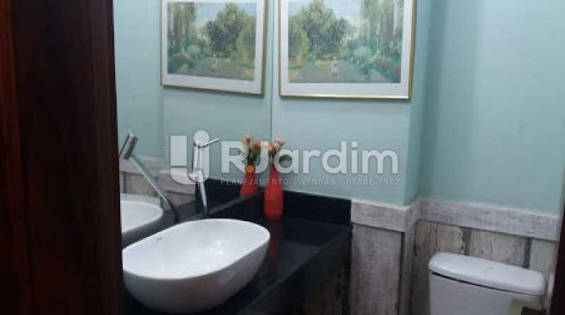Conheça Lavabo do imóvel - Apartamento À Venda - Copacabana - Rio de Janeiro - RJ - LAAP50043 - 10 Lavabo - Apartamento À Venda - Copacabana - Rio de Janeiro - RJ - LAAP50043 - 10