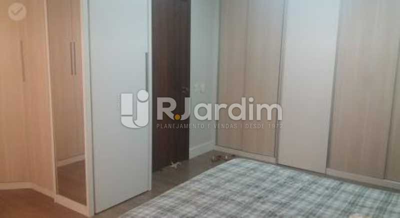 Conheça Armários suite do imóvel - Apartamento À Venda - Copacabana - Rio de Janeiro - RJ - LAAP50043 - 15 Armários suite - Apartamento À Venda - Copacabana - Rio de Janeiro - RJ - LAAP50043 - 15