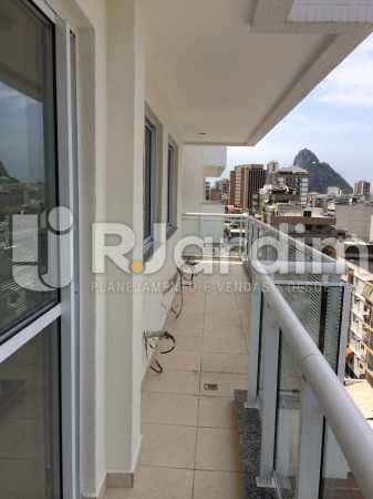 Conheça Varanda do imóvel - Compra Venda Avaliação Imóveis Cobertura Botafogo 3 Quartos - LACO30247 - 7 Varanda - Compra Venda Avaliação Imóveis Cobertura Botafogo 3 Quartos - LACO30247 - 7