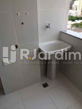 Conheça Área do imóvel - Compra Venda Avaliação Imóveis Cobertura Botafogo 3 Quartos - LACO30247 - 14 Área - Compra Venda Avaliação Imóveis Cobertura Botafogo 3 Quartos - LACO30247 - 14